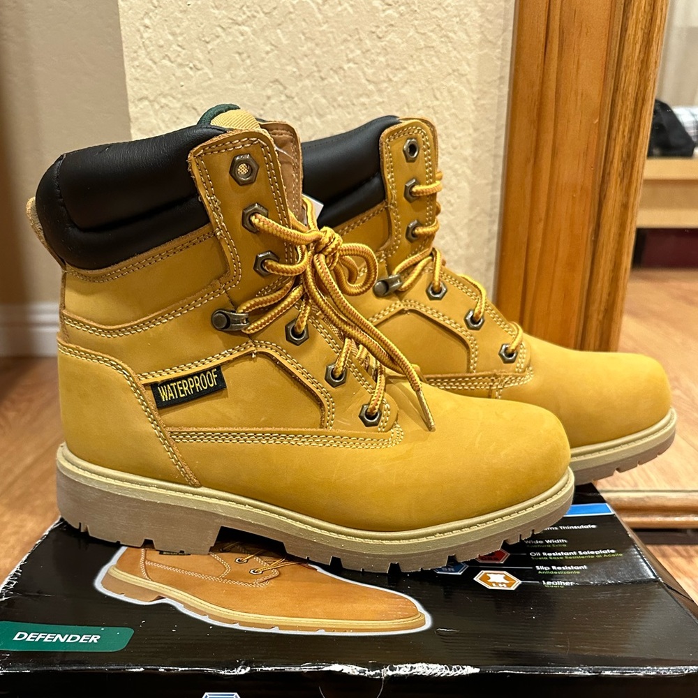 Brahma Leather Boots NWT